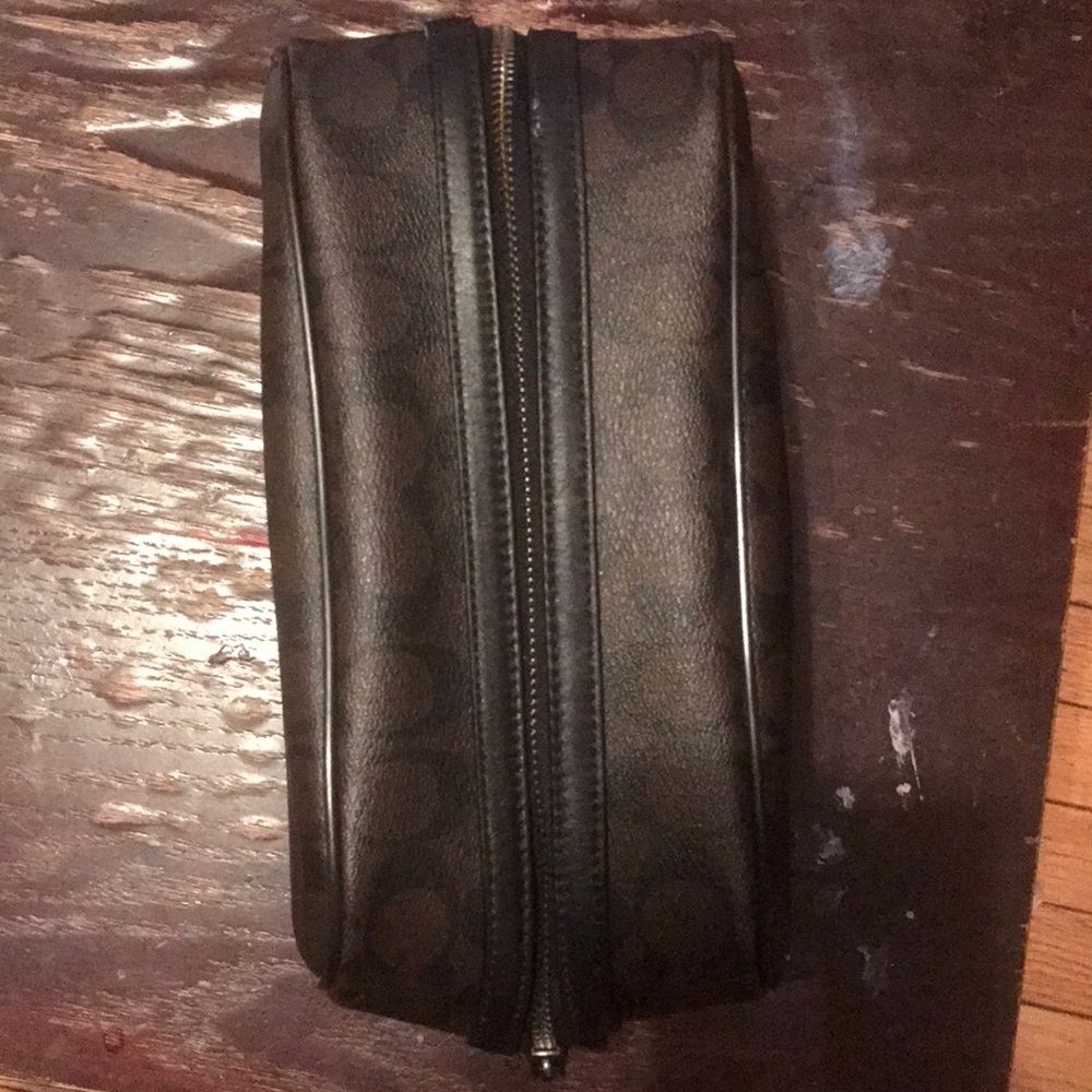 Coach pouch